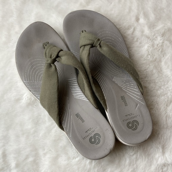 Cloudstepper by Clarks Grey Soft Cushion Sandals - Picture 2 of 5